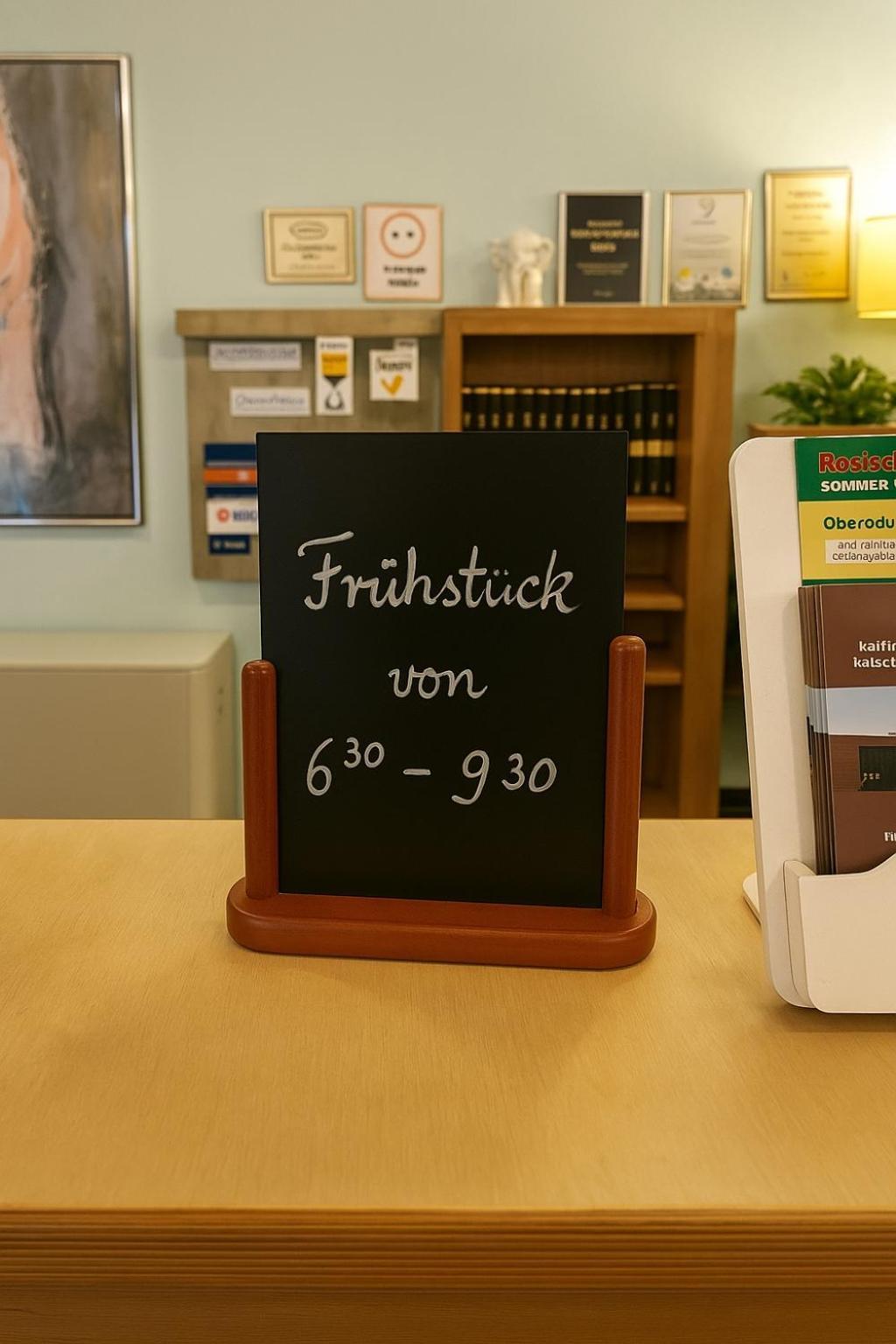 Hotel Am Laerchenberg I Fruehstueck, Wlan, Parkplatz Schirgiswalde-Kirschau Eksteriør billede