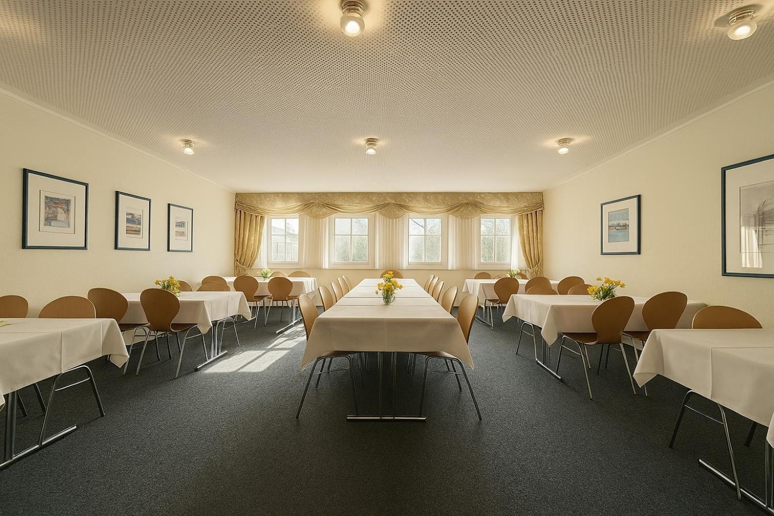 Hotel Am Laerchenberg I Fruehstueck, Wlan, Parkplatz Schirgiswalde-Kirschau Eksteriør billede